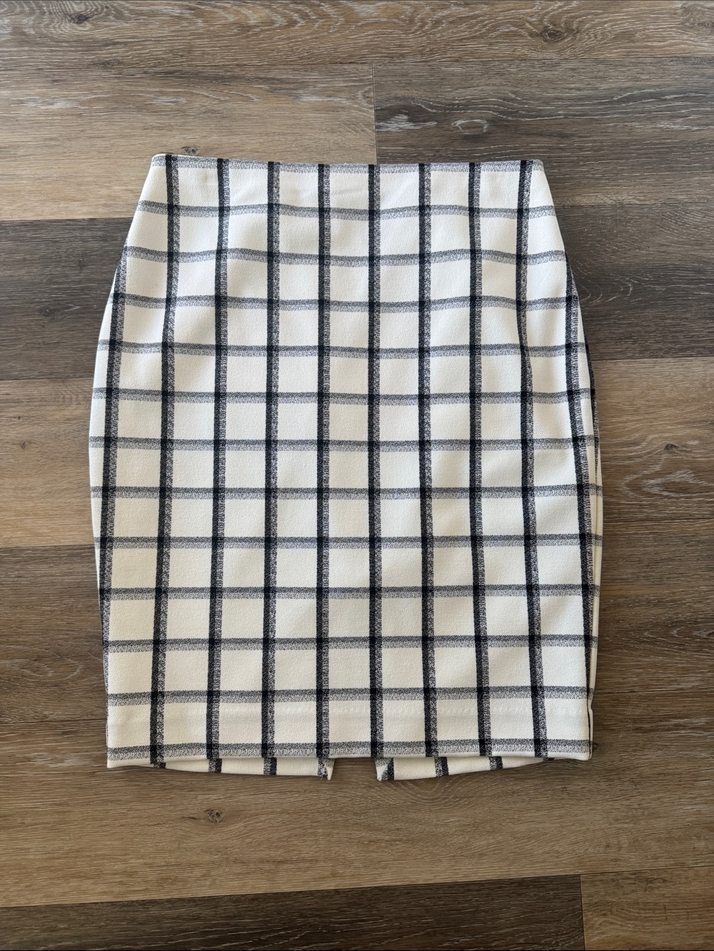 Express Cream Pencil Skirt with Black Windowpane Check